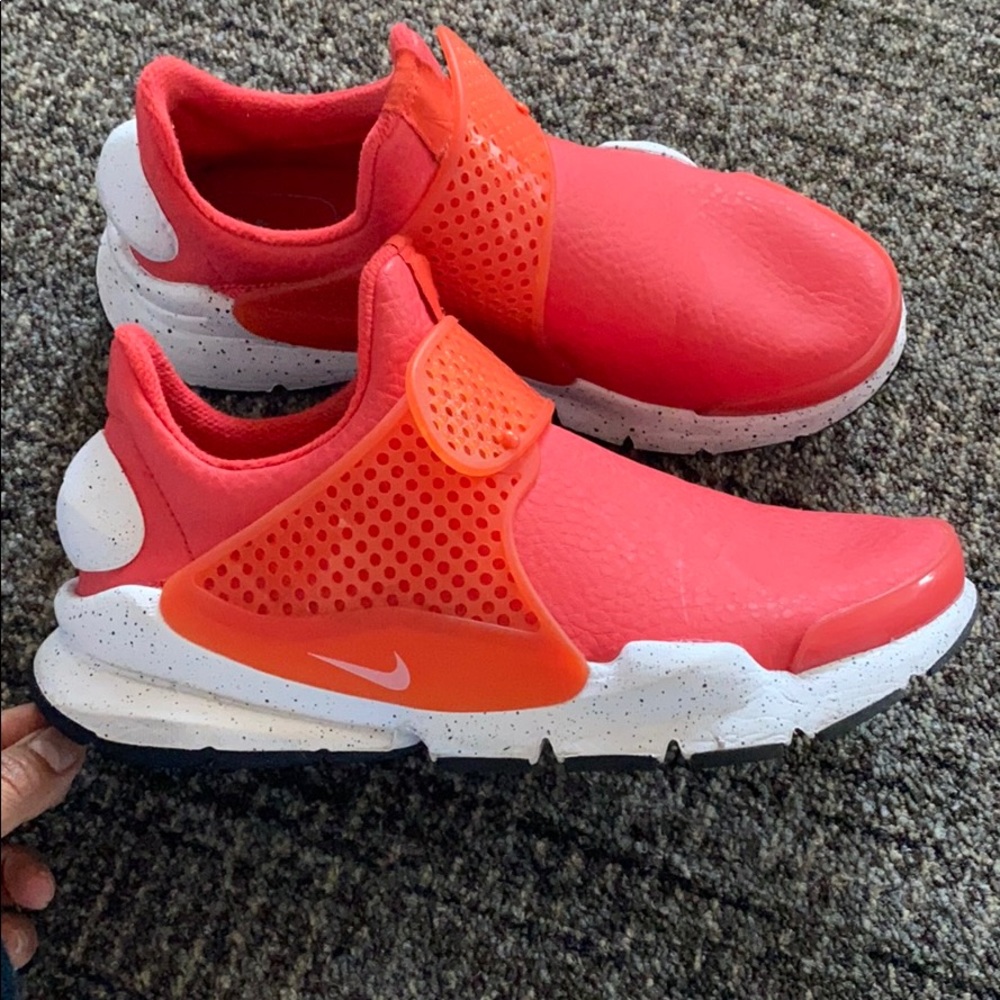 Nike sock dart